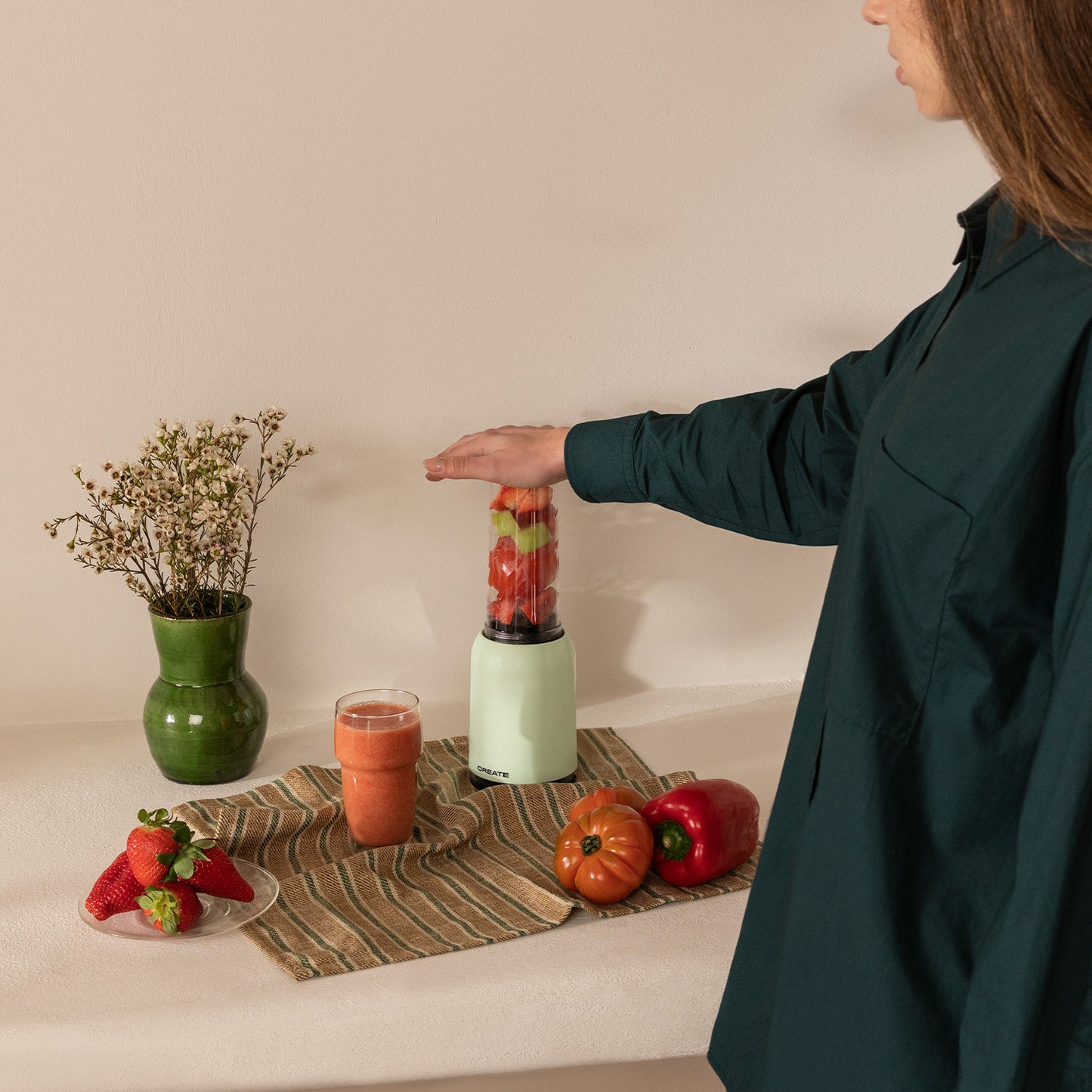 Moi Slim - Batidora con Vaso Portátil - Varios colores